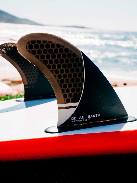 Quilhas Ocean & Earth OE1 Whip Twin Fin - Single Tab Quilhas Ocean & Earth OE1 Whip Twin Fin - Single Tab