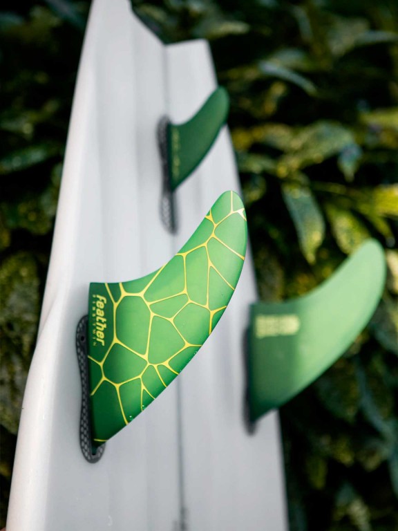 Quilhas Feather Fins Akila Aipa Medium Twin 2+1 - S2 Quilhas Feather Fins Akila Aipa Medium Twin 2+1 - S2