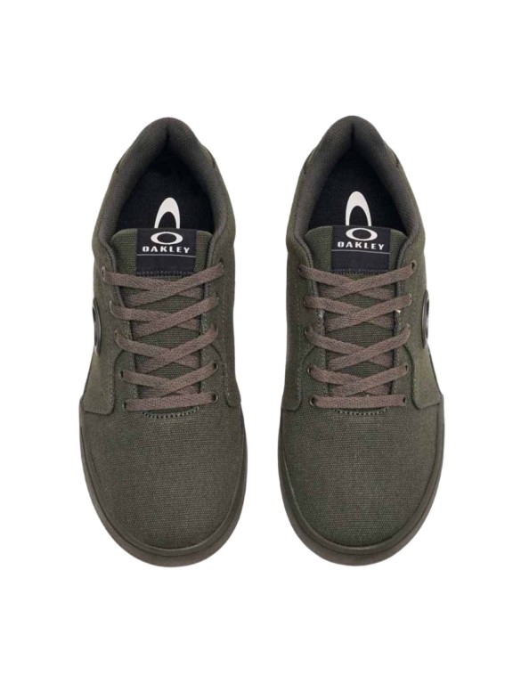 Ténis Oakley Canvas Flyer Sneaker Ténis Oakley Canvas Flyer Sneaker
