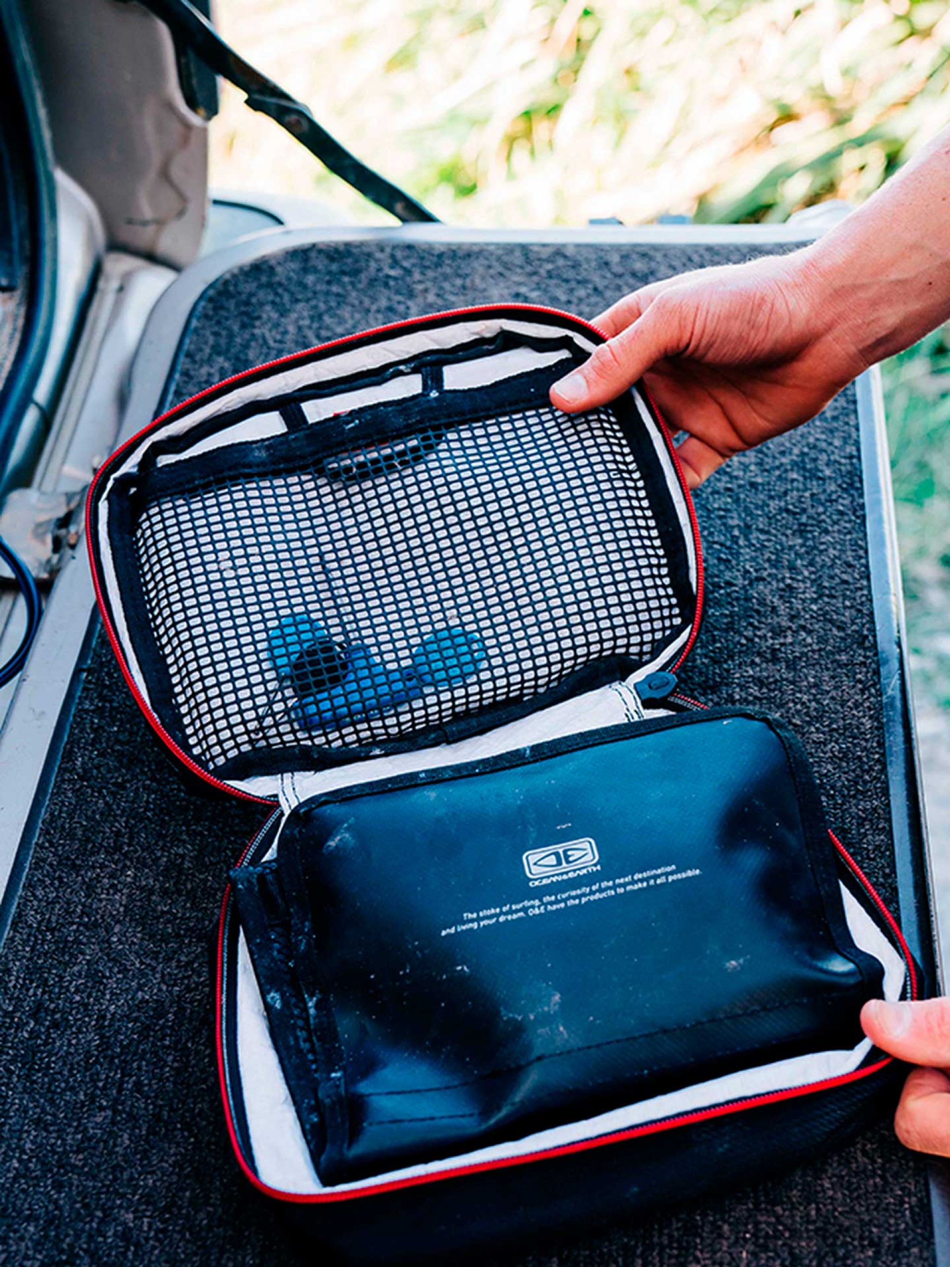 Ocean & Earth Deluxe Fin Case