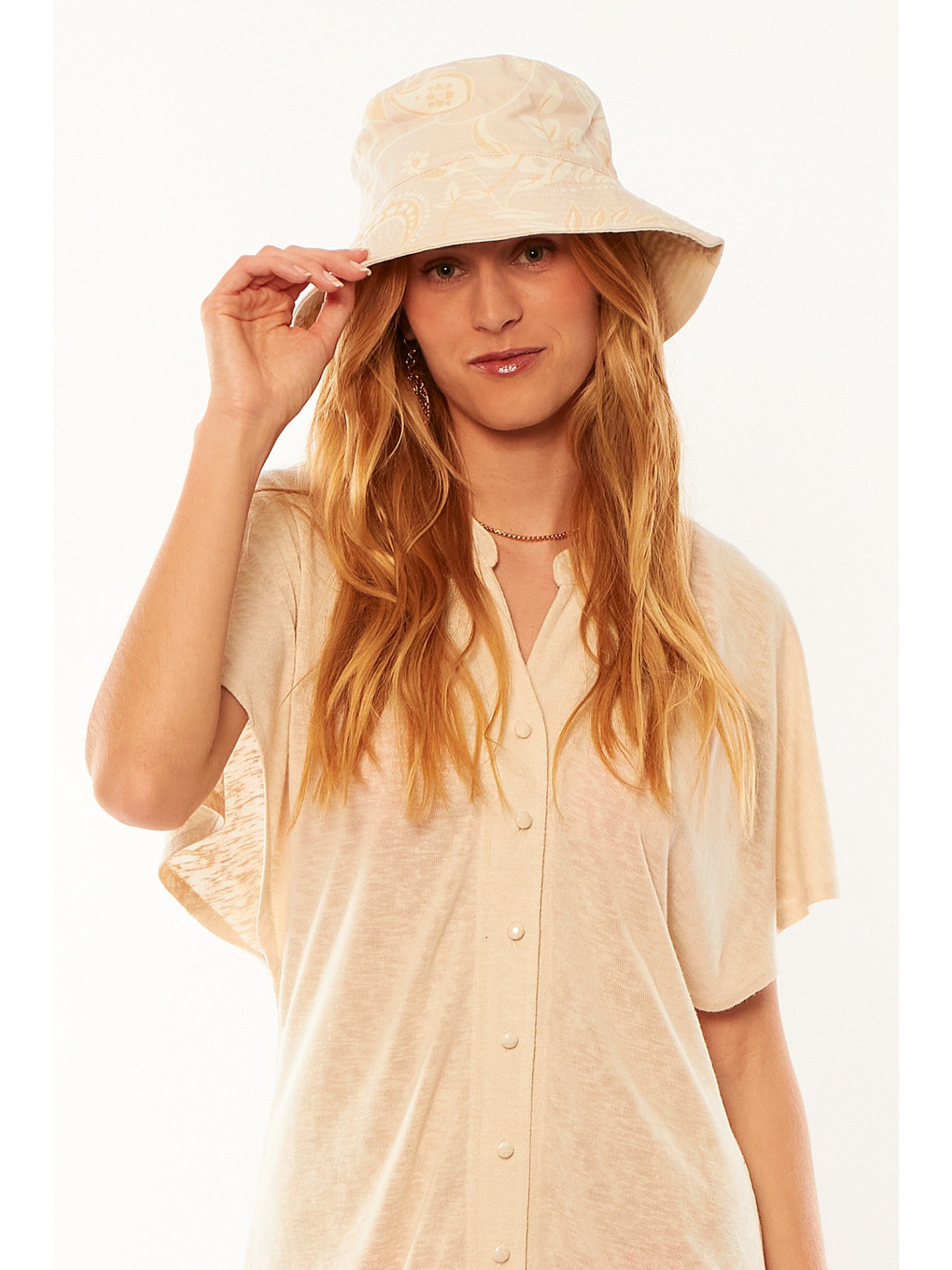 Amuse Daphine Bucket Hat