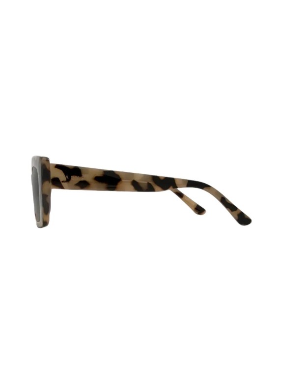 Carve Laguna Gloss Amber Tortoise w/ Gradient Brown Sunglasses Carve Laguna Gloss Amber Tortoise w/ Gradient Brown Sunglasses