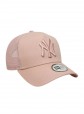 New Era 9FORTY League Essential New York Yankees Trucker Cap New Era 9FORTY League Essential New York Yankees Trucker Cap